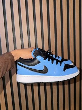Air Jordan 1 Low University Blue